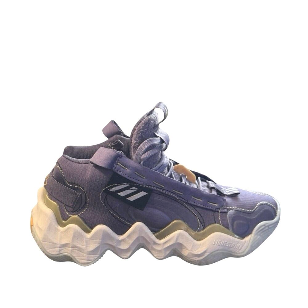 Adidas women’s 7.5 purple Exhibit B Candace Parker Mid Basketball Shoes GZ2377